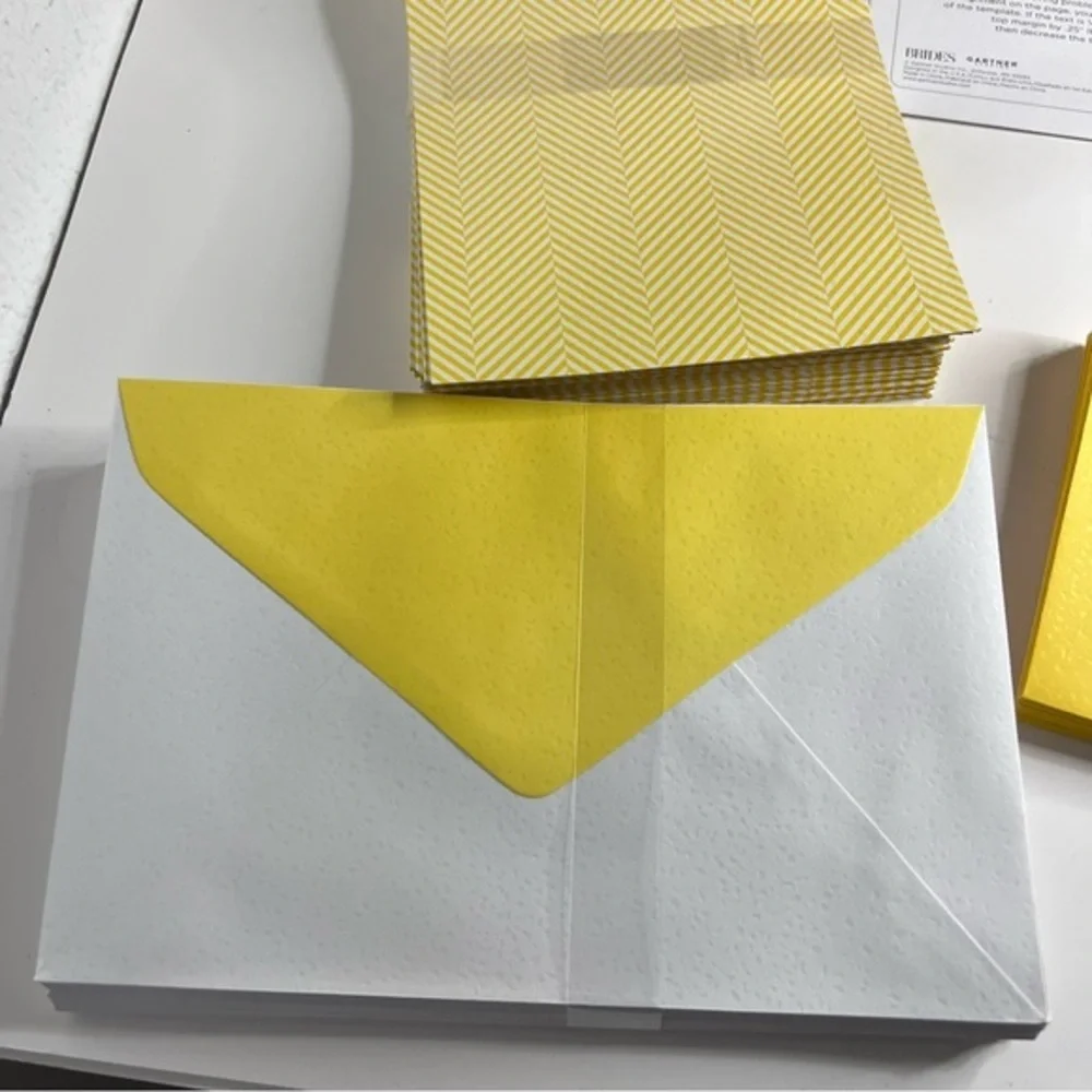 Wedding Bride & Groom Yellow & White Invitation Decoration Set New 6 Items